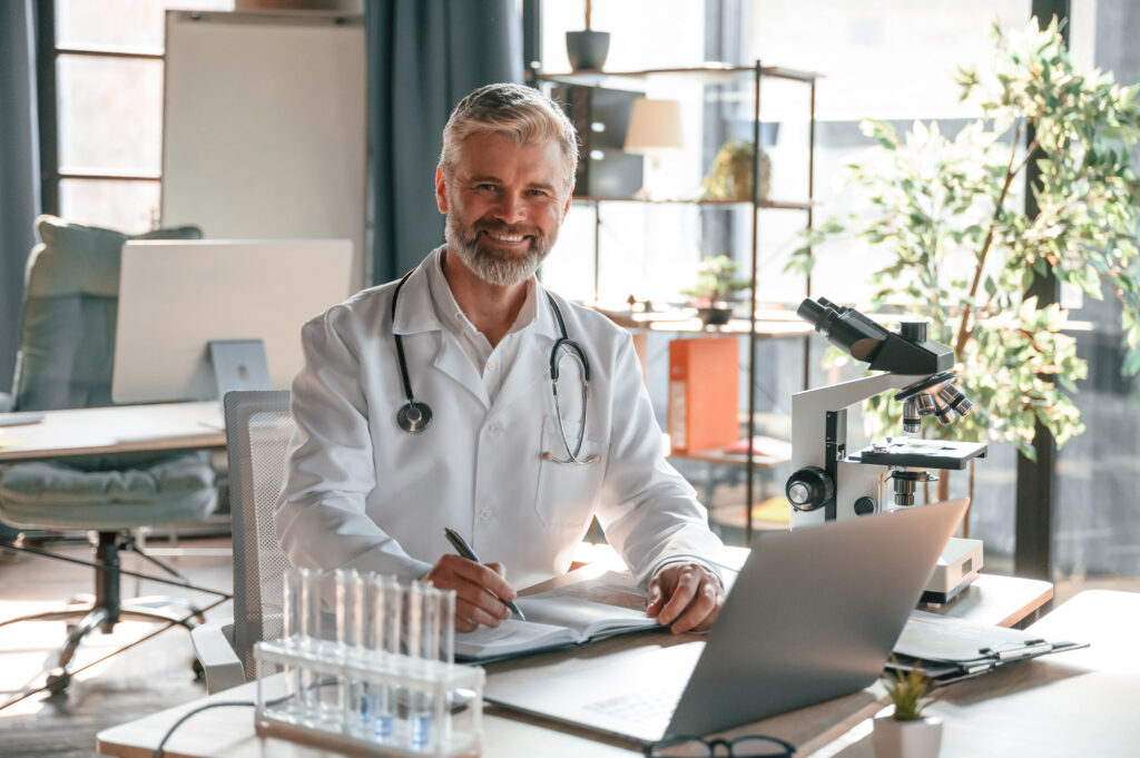 Designing an Effective Website for Clinical Research Sites: Best Practices and Compliance